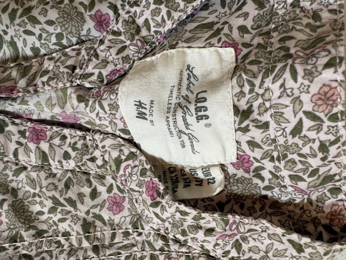 Blouses, T-shirts & Tops: 2 Blusen Grösse 122  – D'occasion à Buchrain par Sisi83 3
