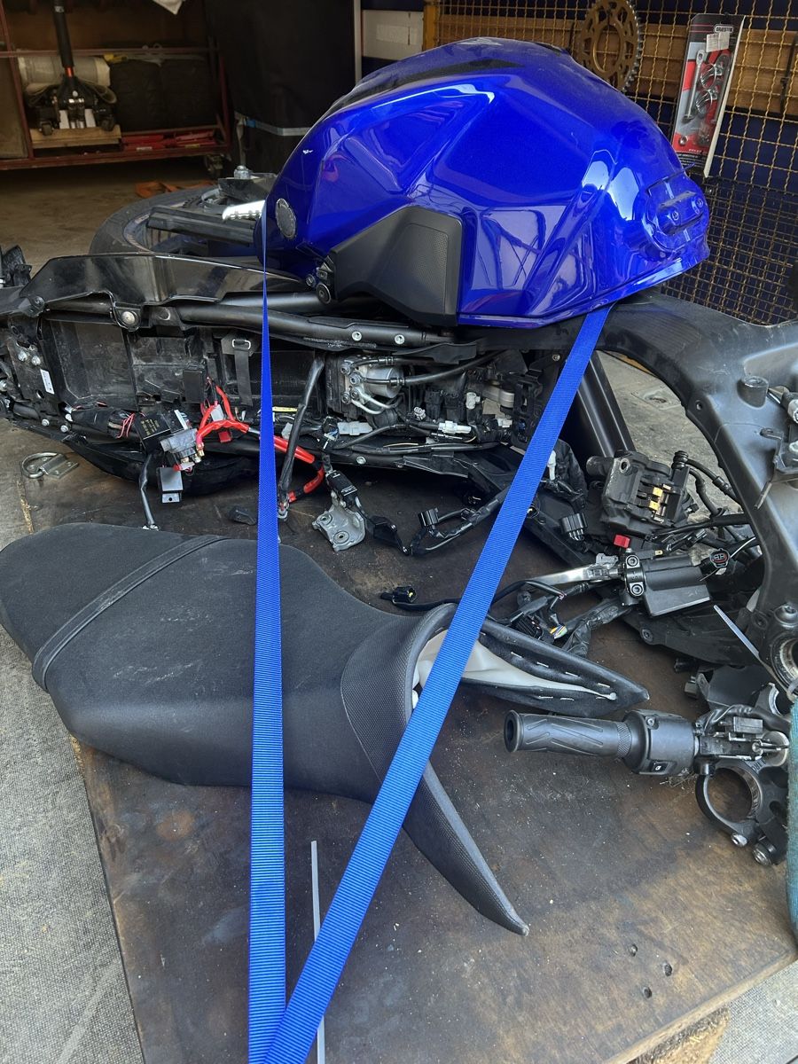 Yamaha Strada: Yamaha MT-09 Restteile/Schlachter – Difettoso da Tuggen venduto da braendli93 4