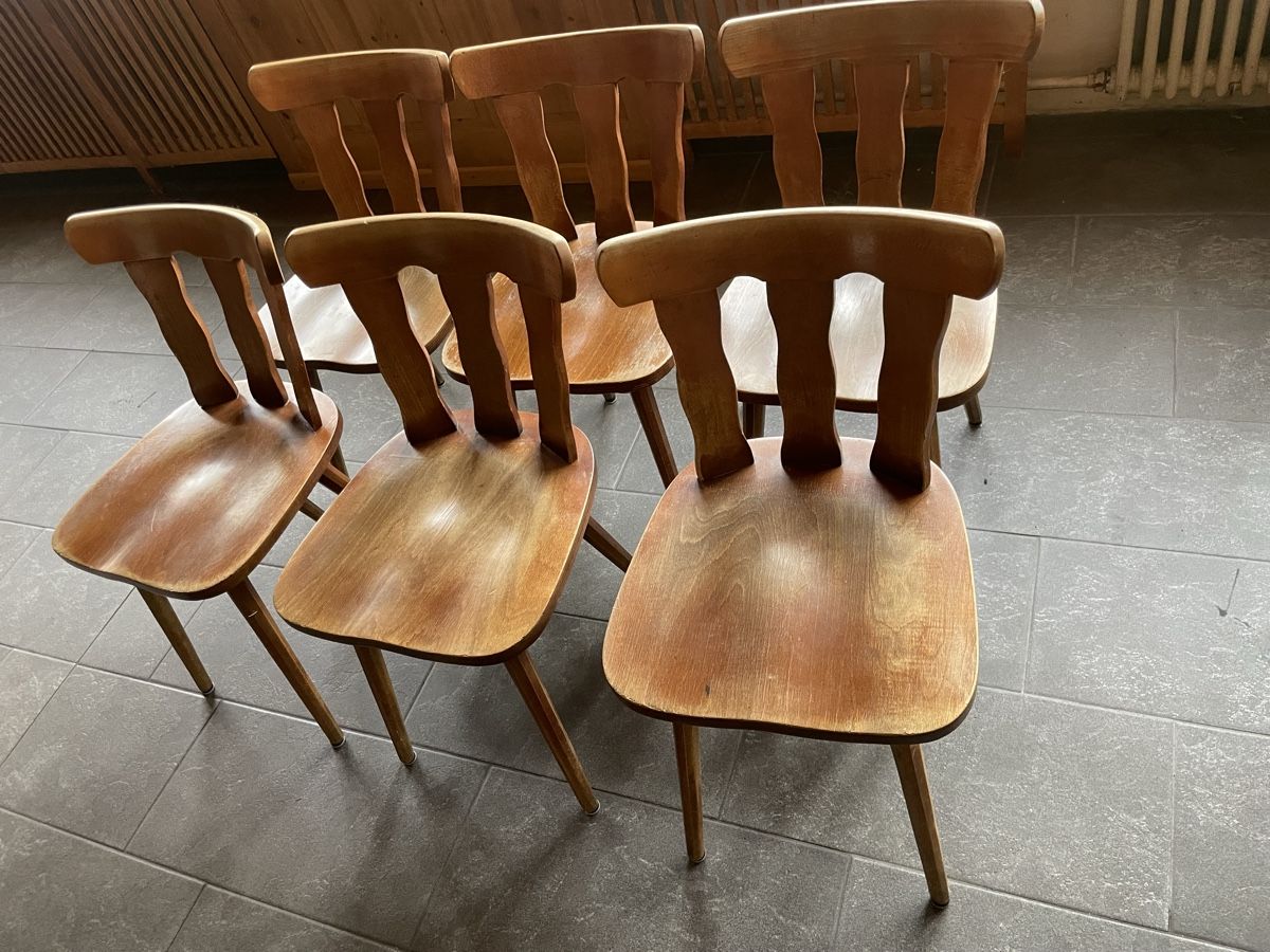 Stühle: Stühle – Gebraucht aus Boltigen von has_rpx7
