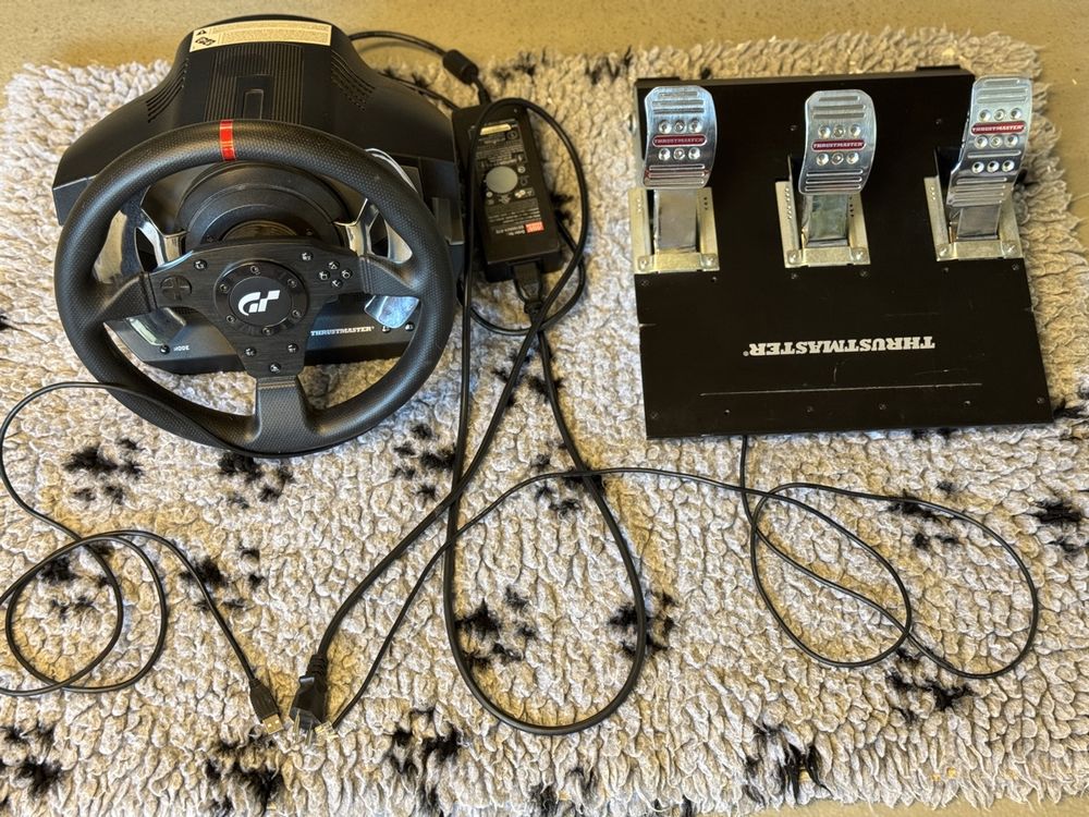 Thrustmaster sim racing (Gebraucht) in Bottighofen für CHF 77 – mit ...