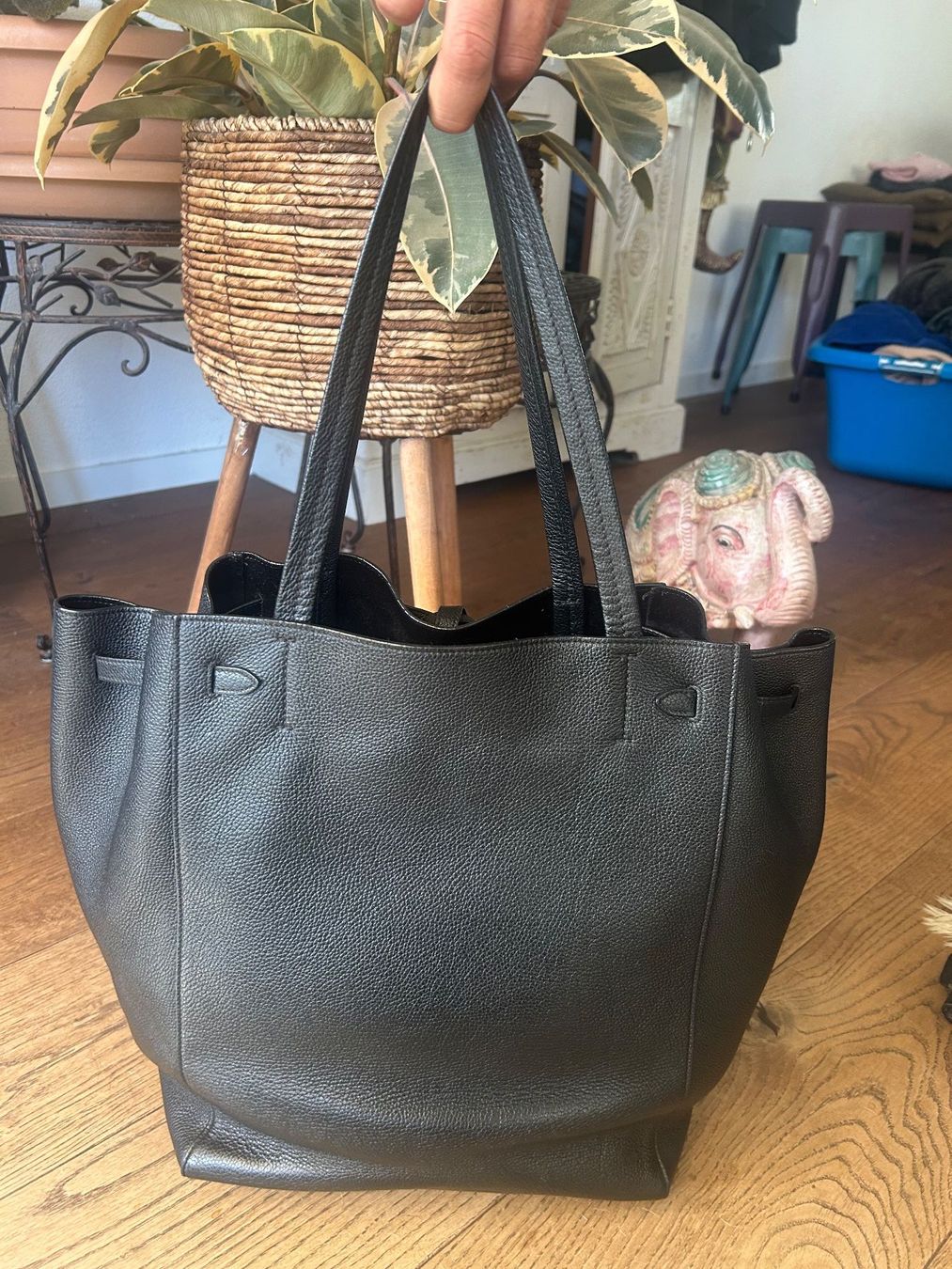 Celine Borse: Celine Phantom Cabas Medium – Usato da Brüttisellen venduto da JJ010 1