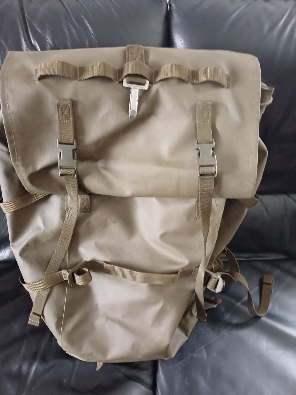 Schweizer Armee Zaini: Original Schweizer Armee Rucksack, 90 – Usato da Ebersecken venduto da Napf08