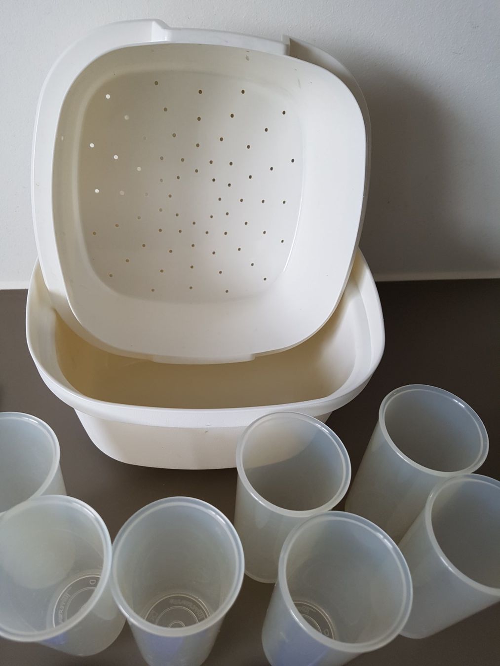 Tupperware Behälter & Ähnliches: Joghurt herstellen Tupperware Multi Server mit Becher – Gebraucht aus Riehen von robs2026 1
