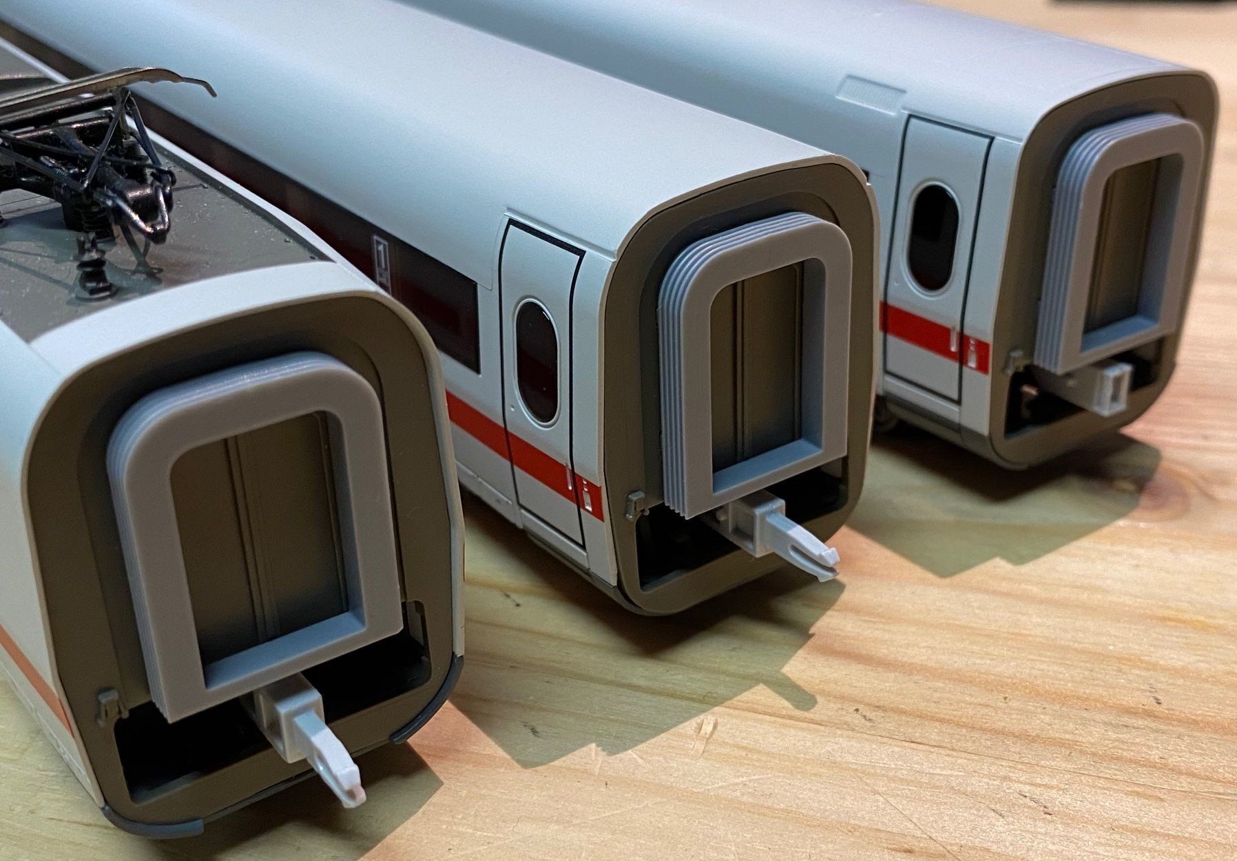 Märklin Modellini di ferrovie: Märklin HO-Wechselstrom ICE 2 / "Digital" – Usato da Melchnau venduto da Lhofer 6