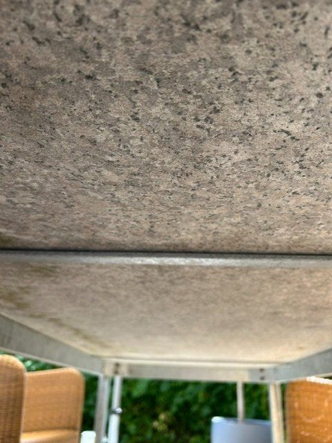 Tische: Granit-Gartentisch – Gebraucht aus Grosshöchstetten von gordes10 6