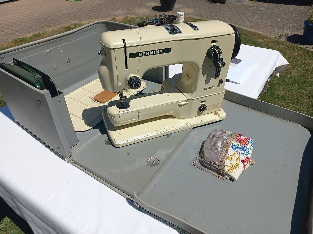 Macchine da cucire: Bernina Record 530-2 / 1959 / erste Hand – Usato da Frauenkappelen venduto da Chruetzhubel 1