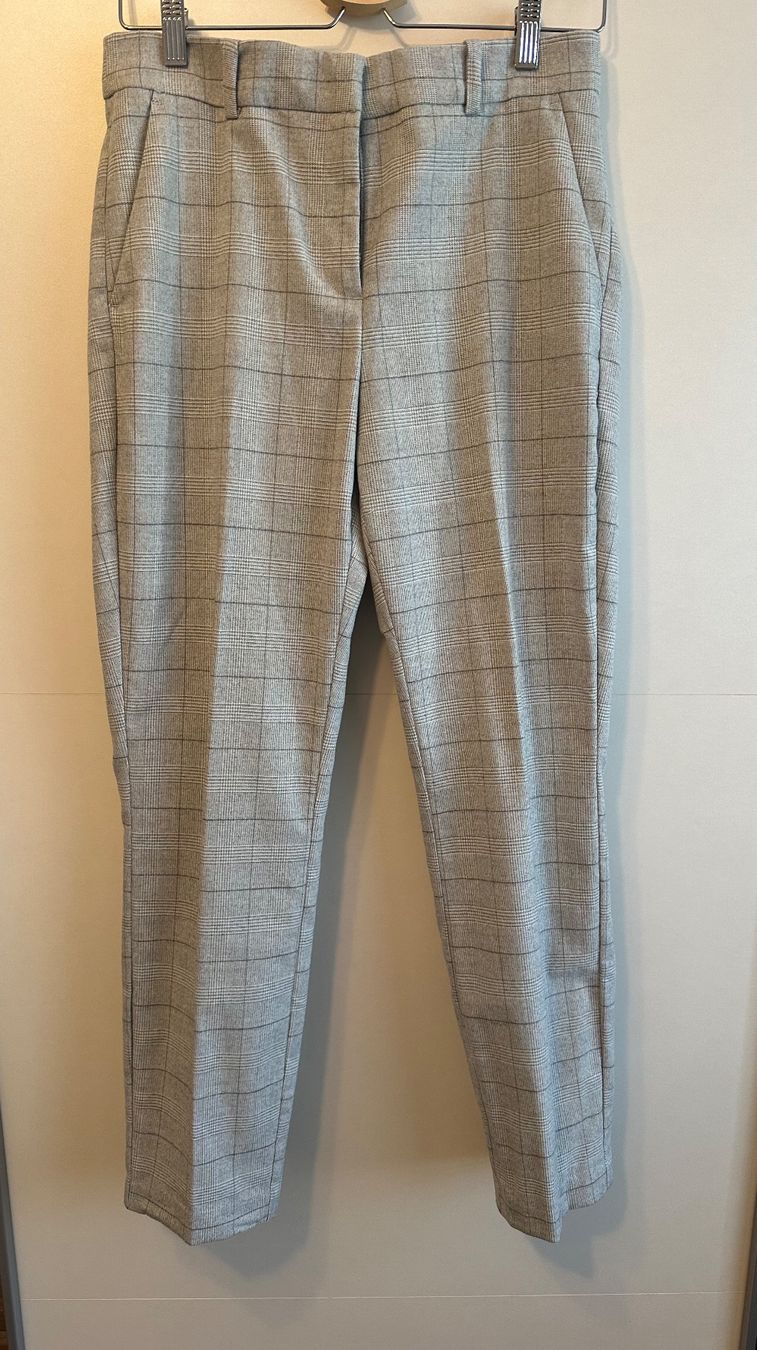 H&M Hosen: Elegante, karrierte Stoffhose, Grösse 40 – Gebraucht aus Gachnang von mih_7dkp