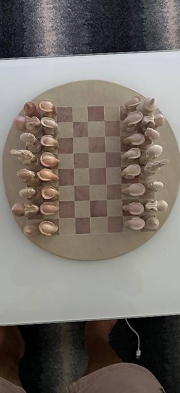 Giochi: Schachspiel aus handgeschnitztem Speckstein – Usato da Pratteln venduto da Tuvalabuhu 1