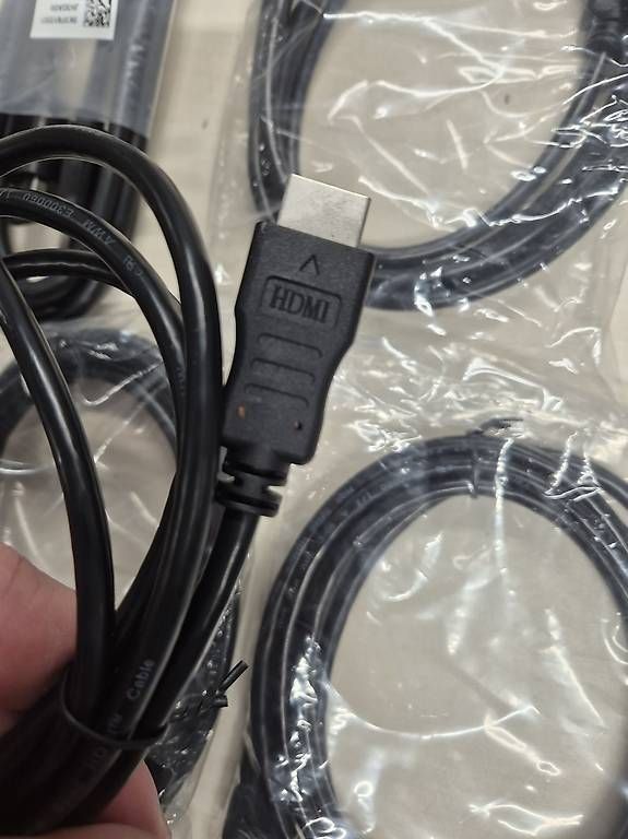 Cavi: HDMI Kabel  – Usato da Steffisburg venduto da leizte74 1