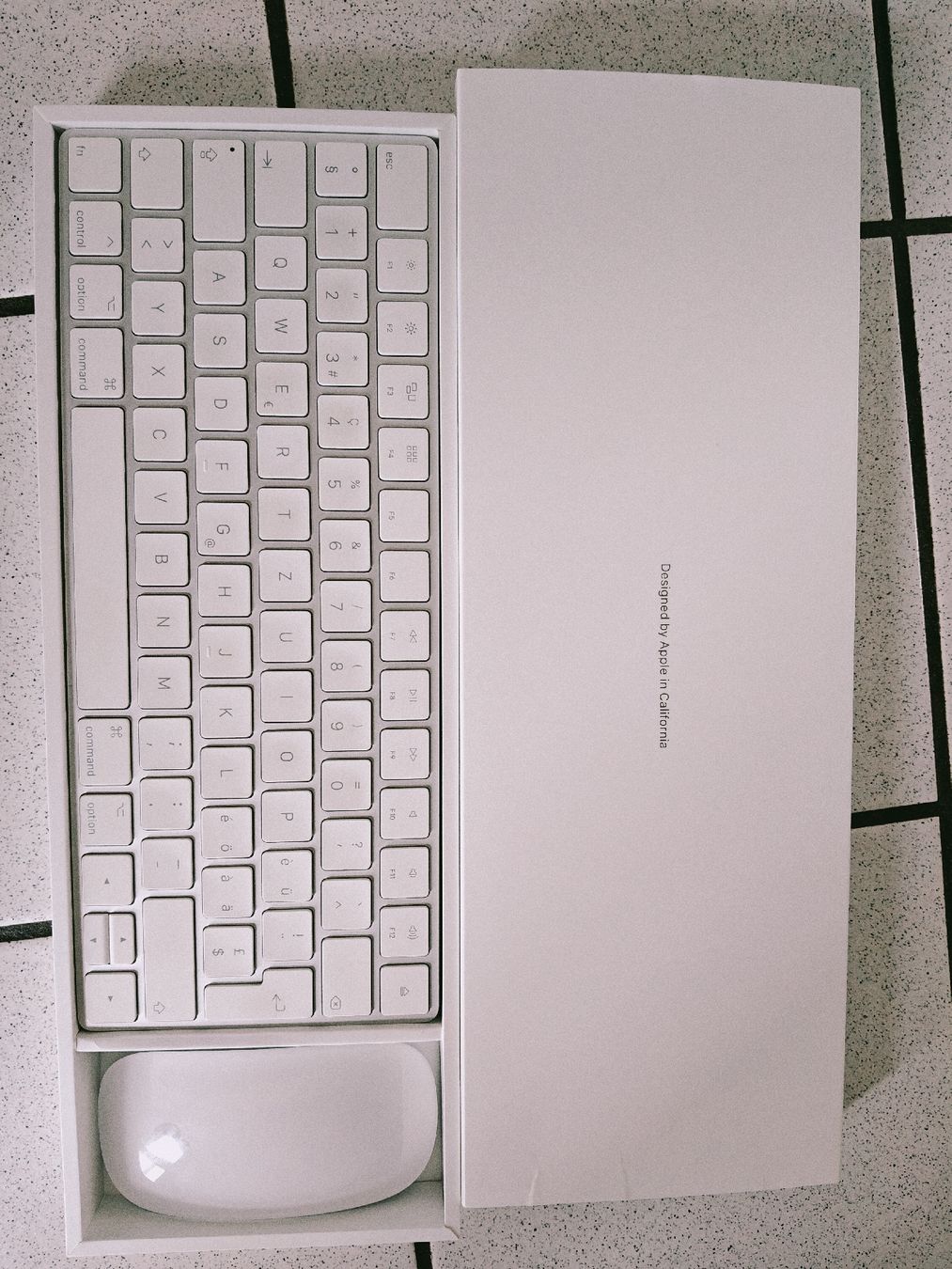 Tastiere: Magic Keyboard et Mouse 2 clavier souris Apple Original – Usato da La Chaux-de-Fonds venduto da Honit.ch
