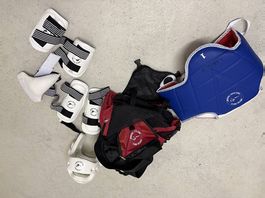 Komplette Kinder Taekwondo Ausrüstung