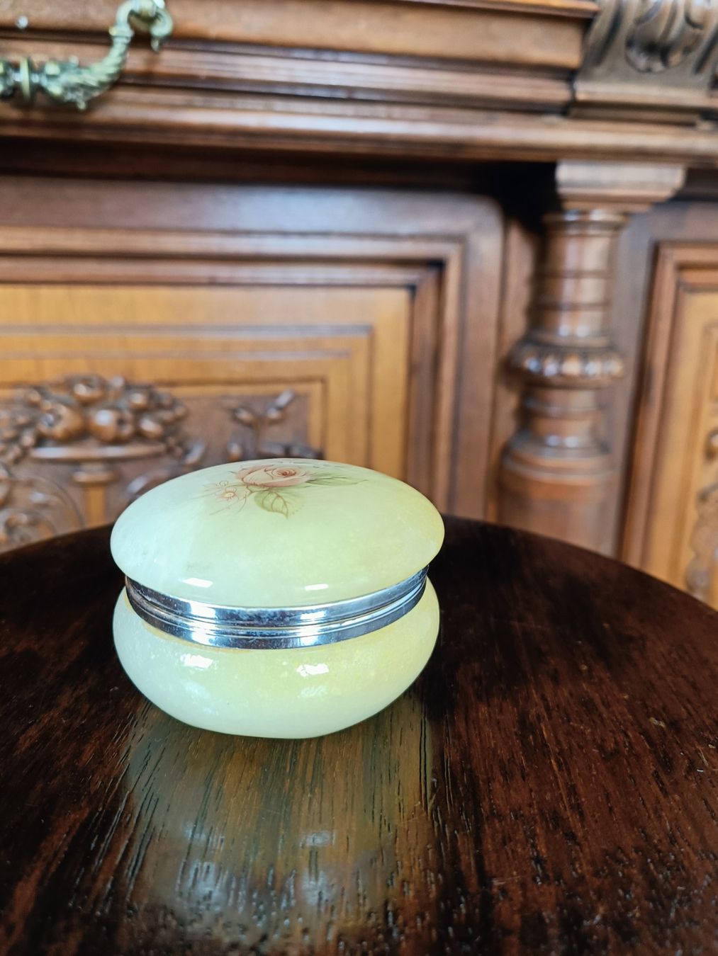 Barattoli: Antike Onyx-Schatulle Handbemalte Rose – Usato da Steffisburg venduto da ZeitReise_ 2