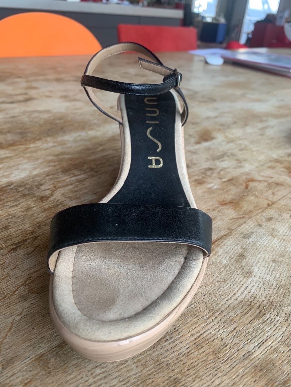 Scarpe da donna: Sandalen Gr.38 – Usato da Rain venduto da 11. 1