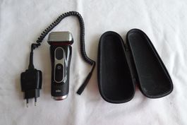 Braun Rasierapparat Series 5 mit Ladekabel und Etui