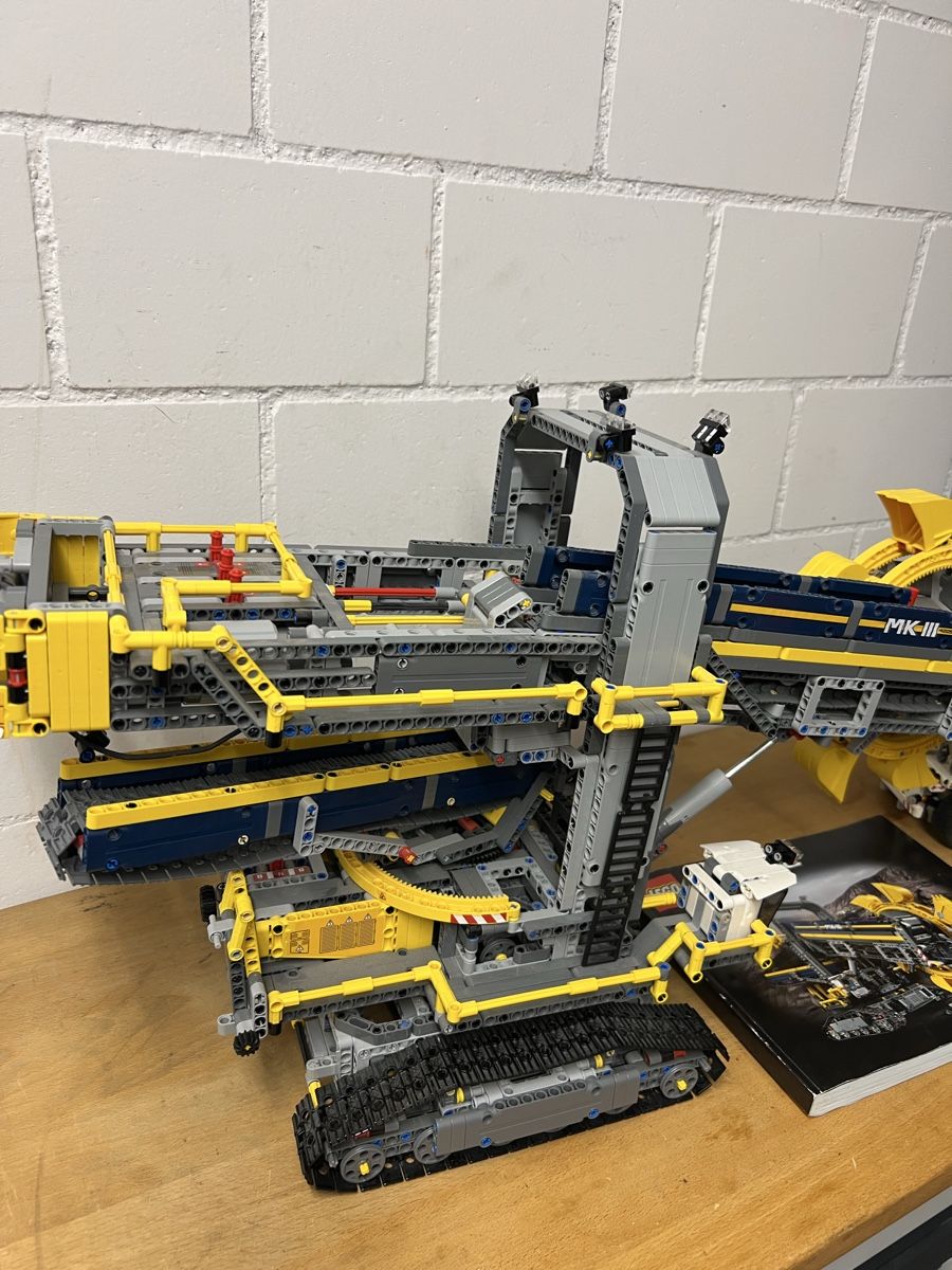 Lego Kit di costruzioni: LEGO Technic 42055 Schaufelradbagger – Usato da Holziken venduto da 181281 2