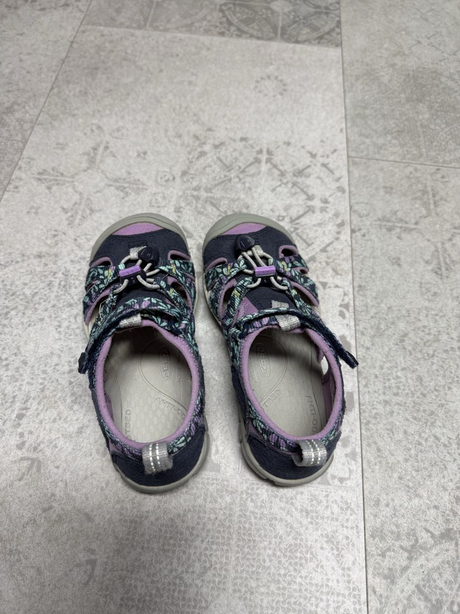 Keen Scarpe per ragazzi: Keen Sandale 30 – Usato da Egg-Flawil venduto da Klibis 3
