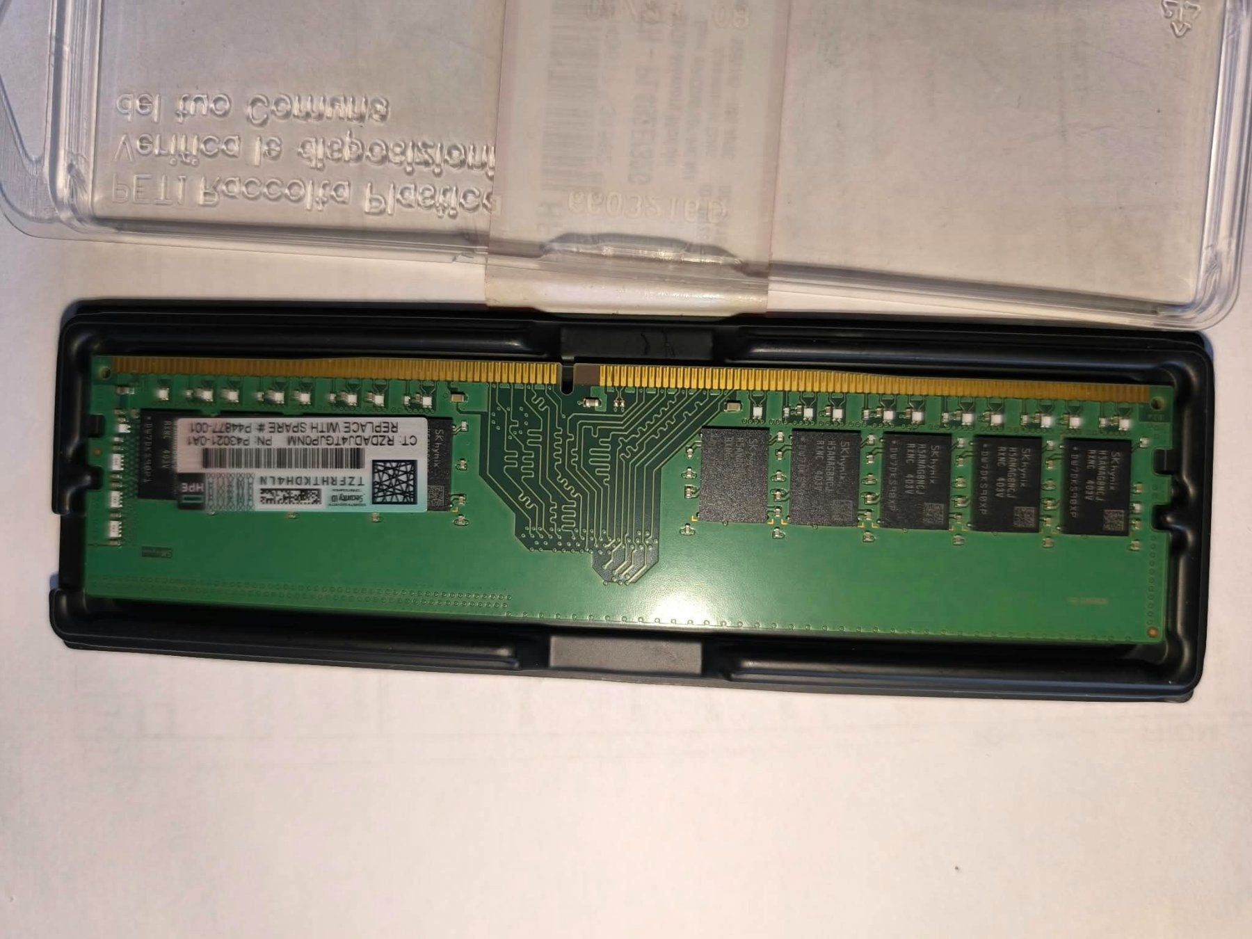 Hewlett Packard Memoria / RAM: HPE Memory P43021-OA1 compatible P44877-001 – Nuovo (secondo la descrizione) da Vuisternens en Ogoz venduto da rad_gj5p 1