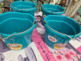 Wasser-Futtereimer, klein, 4x