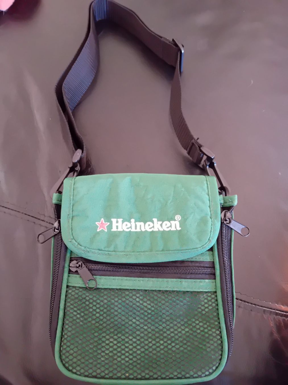 Taschen: Borsetta HEINEKEN per lettore CD – Gebraucht aus Biasca von Old_6blh 1