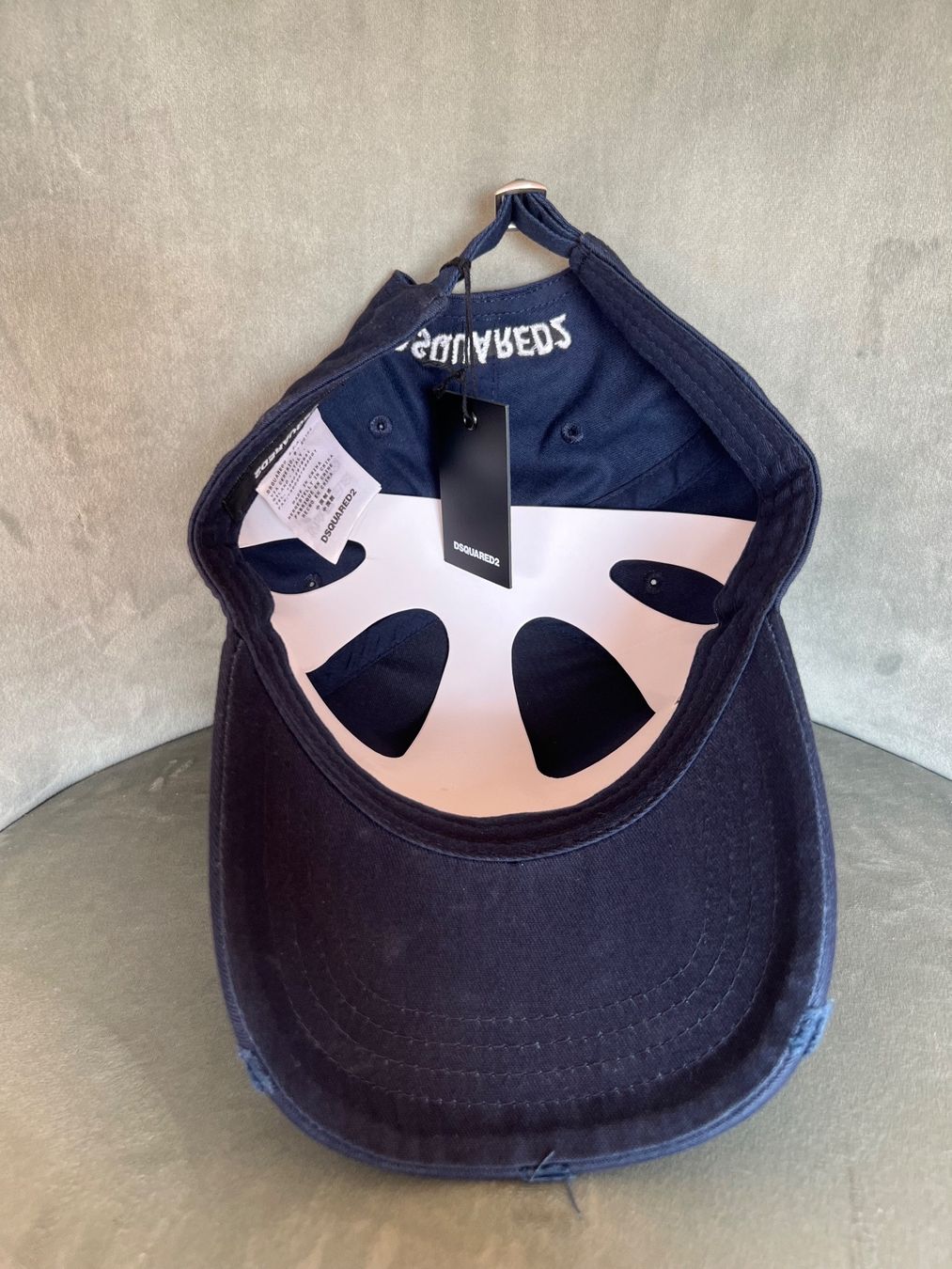 Dsquared2 Altro in  Abbigliamento & Accessori: Dsqaured2 COOL Cap – Nuovo e nell'imballaggio originale da Lugano venduto da p24_tzb2 2