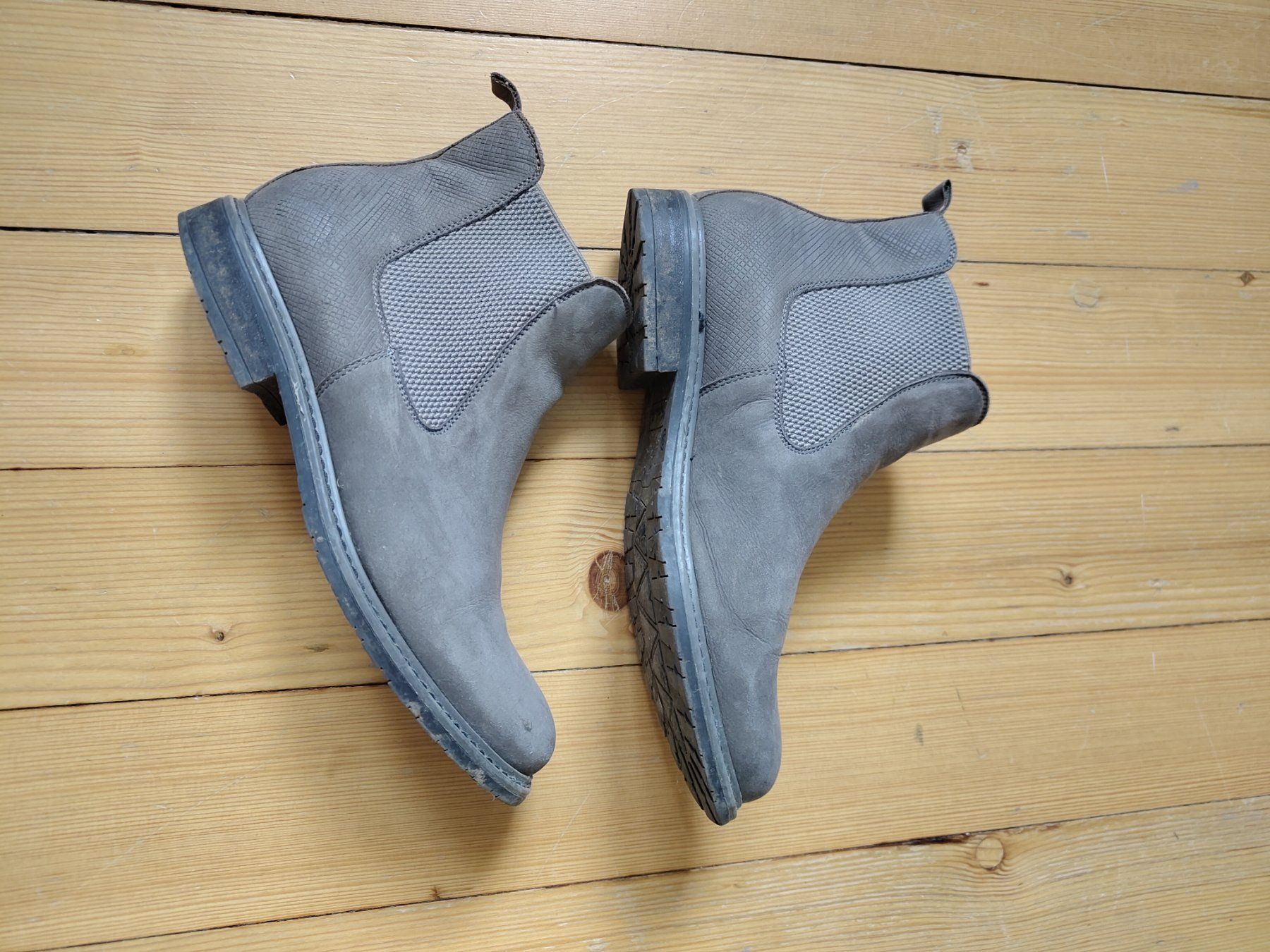 Scarpe da donna: Graue Lederschuhe Grösse 39 – Usato da Basel venduto da ste_g9bv 2