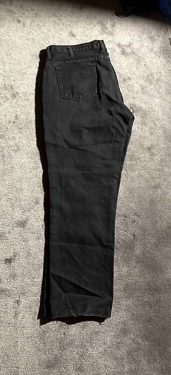 Jeans: jeans noir – Gebraucht aus Lausanne von def_7qwq 2