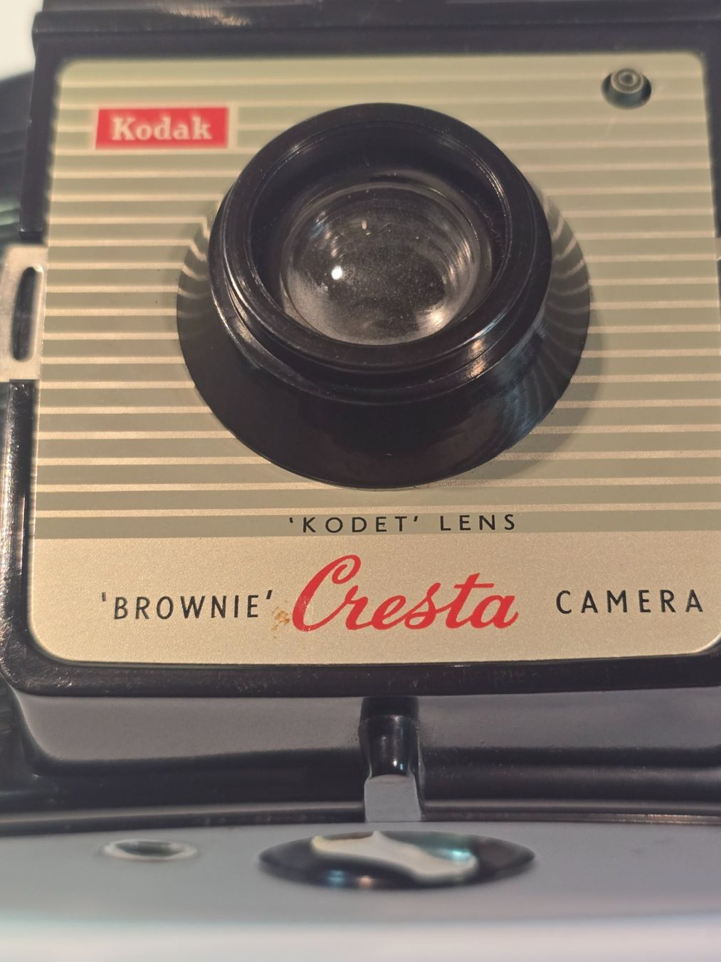 Kodak Fotocamera: Kodak Kamera  Brownie  Cresta – Usato da Ennetbürgen venduto da 50shafali53 2