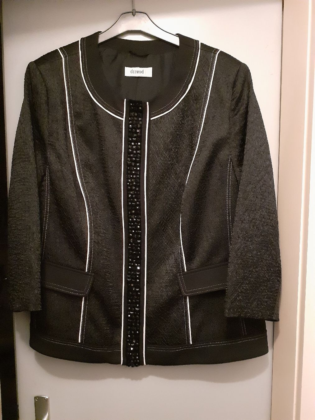 Giacche: Damen Blazer Delmod schwarz Grösse 50 – Usato da Kloten venduto da elb_9qvr