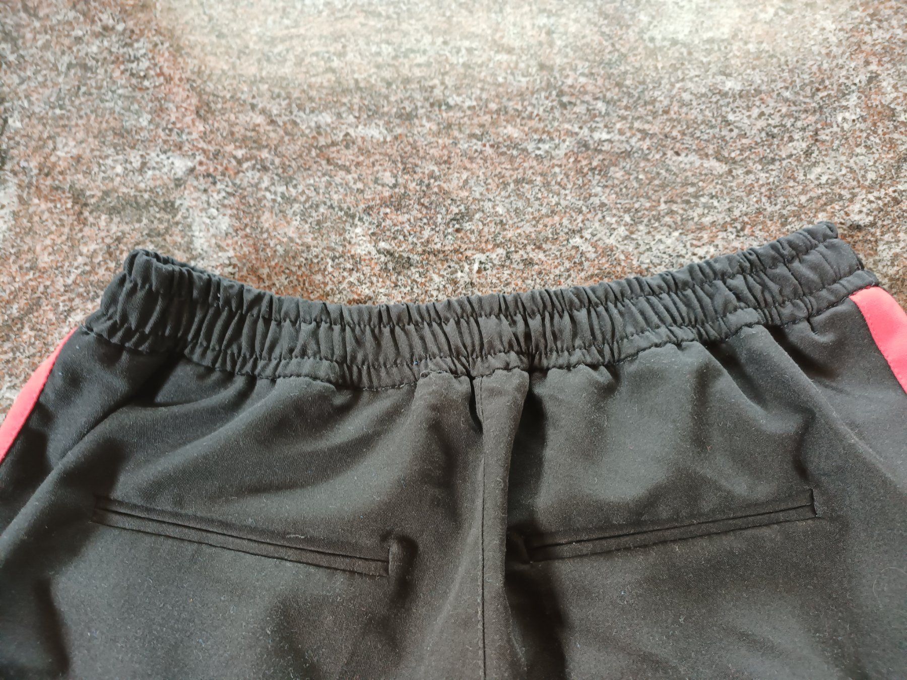 Pantalons: Pull und Bear Freizeithose M – D'occasion à Bätterkinden par Elefantenzoo 3