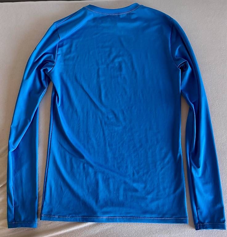 T-shirt: ONeill Rash-Guard – Usato da Zürich venduto da leo_25ss 1
