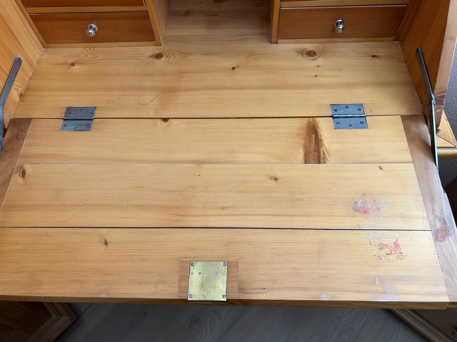 Scrivanie: Gebrauchter Sekretär aus Holz – Usato da Innertkirchen venduto da Urbachtal 3