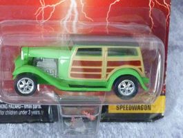 32 Ford Dan Fink's Speedwagon  1:64