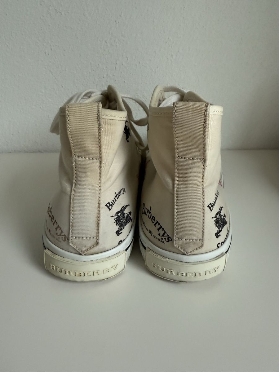 Burberry Scarpe da uomo: Burberry Sneakers Turnschuhe – Usato da Winterthur venduto da 11.11 2