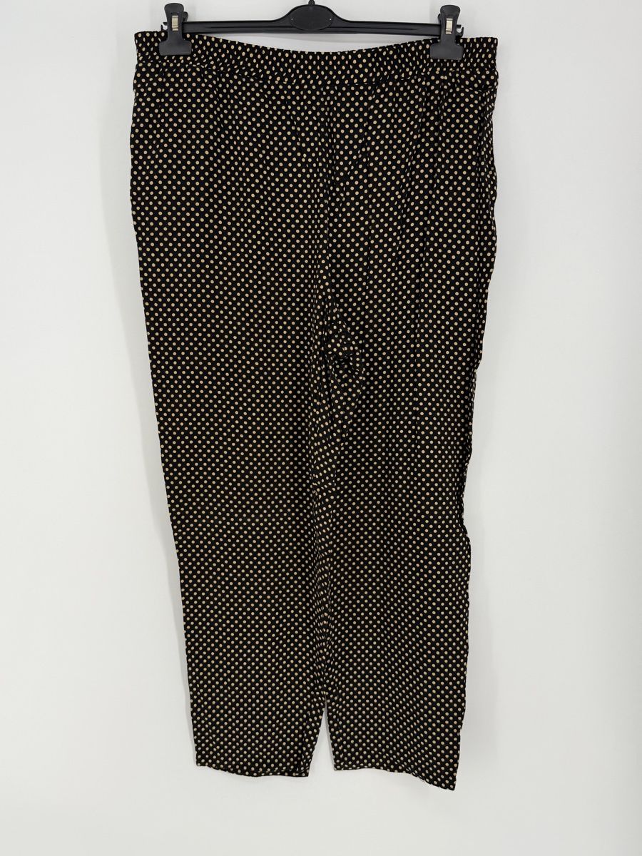 Hosen: Luftige Viskose Hose Gr. 48 mit Punkten – Gebraucht aus Auenstein von moin.