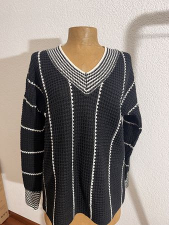 Pull en maille noir et blanc à col en V, taille unique