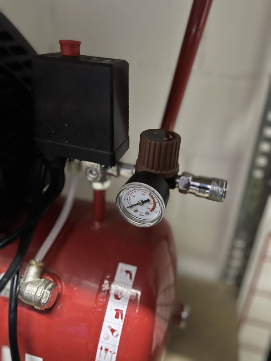 Einhell Kompressoren: Einhell TH-AC 200/24 Kompressor, Top Zustand! – Gebraucht aus Nürensdorf von romano_a 3