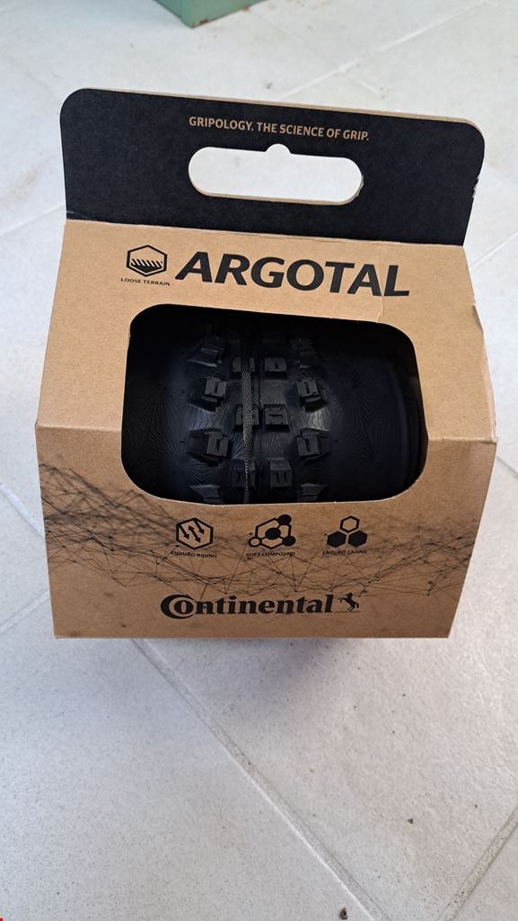 Continental Pièces détachées: Continental Argotal 27.5x2.60 Enduro Soft – Neuf avec emballage d'origine à Langenthal par blackdiamond171