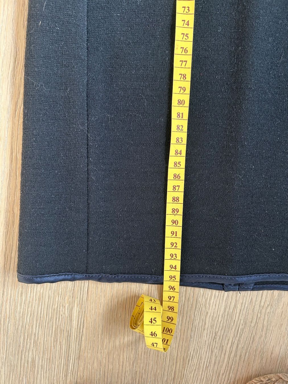 Vestiti: Robe noire midi Bruuns Bazaar / Taille S – Nuovo (secondo la descrizione) da Mont-sur-Lausanne venduto da Vinou6021 6
