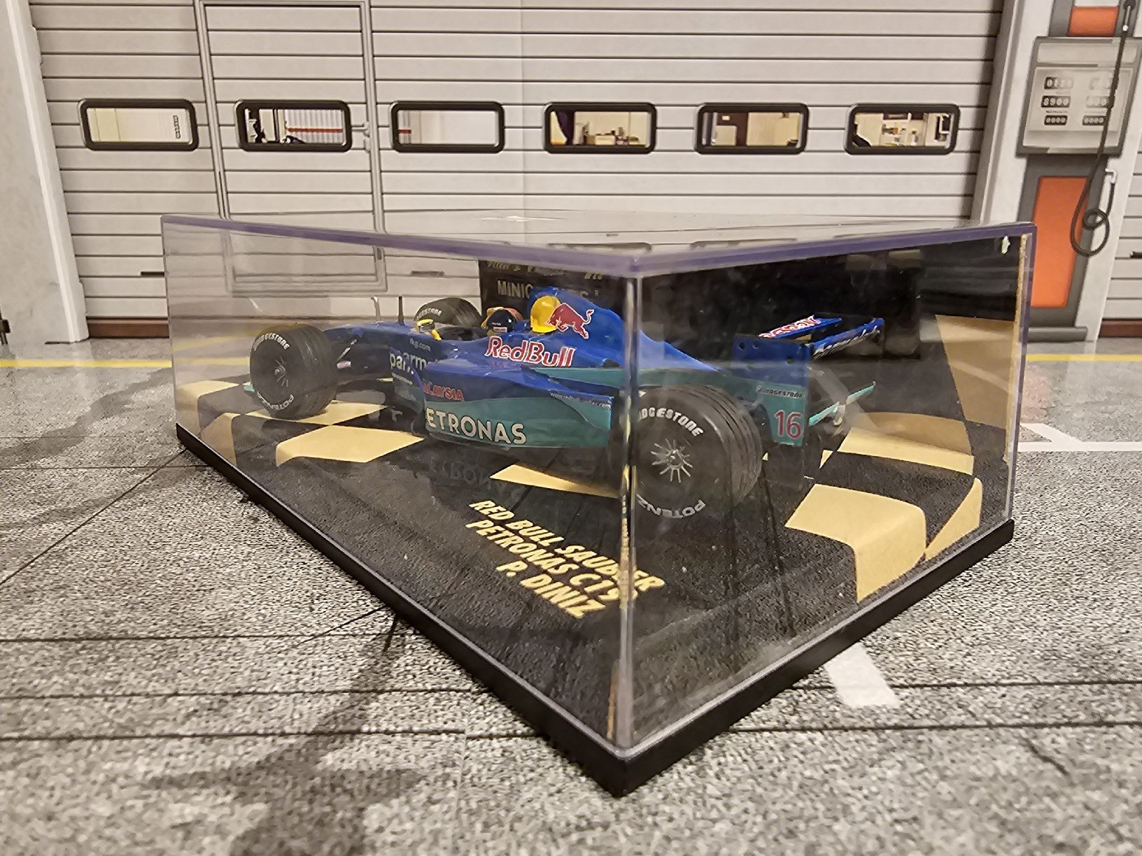 Minichamps Modellini d'auto: Sauber Petronas F1 C19 - Formel 1 Modellauto – Nuovo (secondo la descrizione) da Wetzikon ZH venduto da ICEONE_ 2