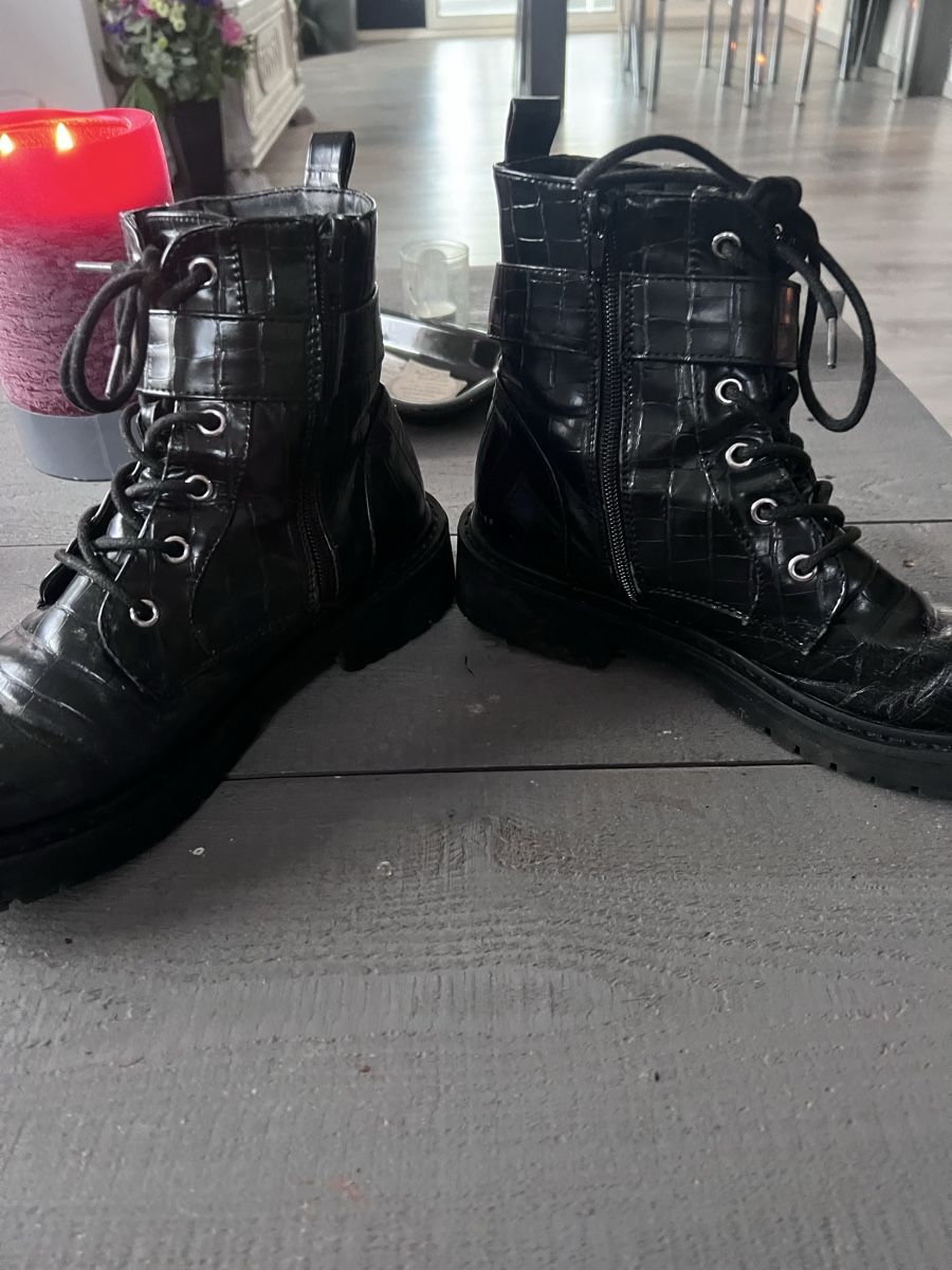 Scarpe da donna: Stiefel schwarz Gr. 40 – Usato da Glashütten venduto da x.mayla 1