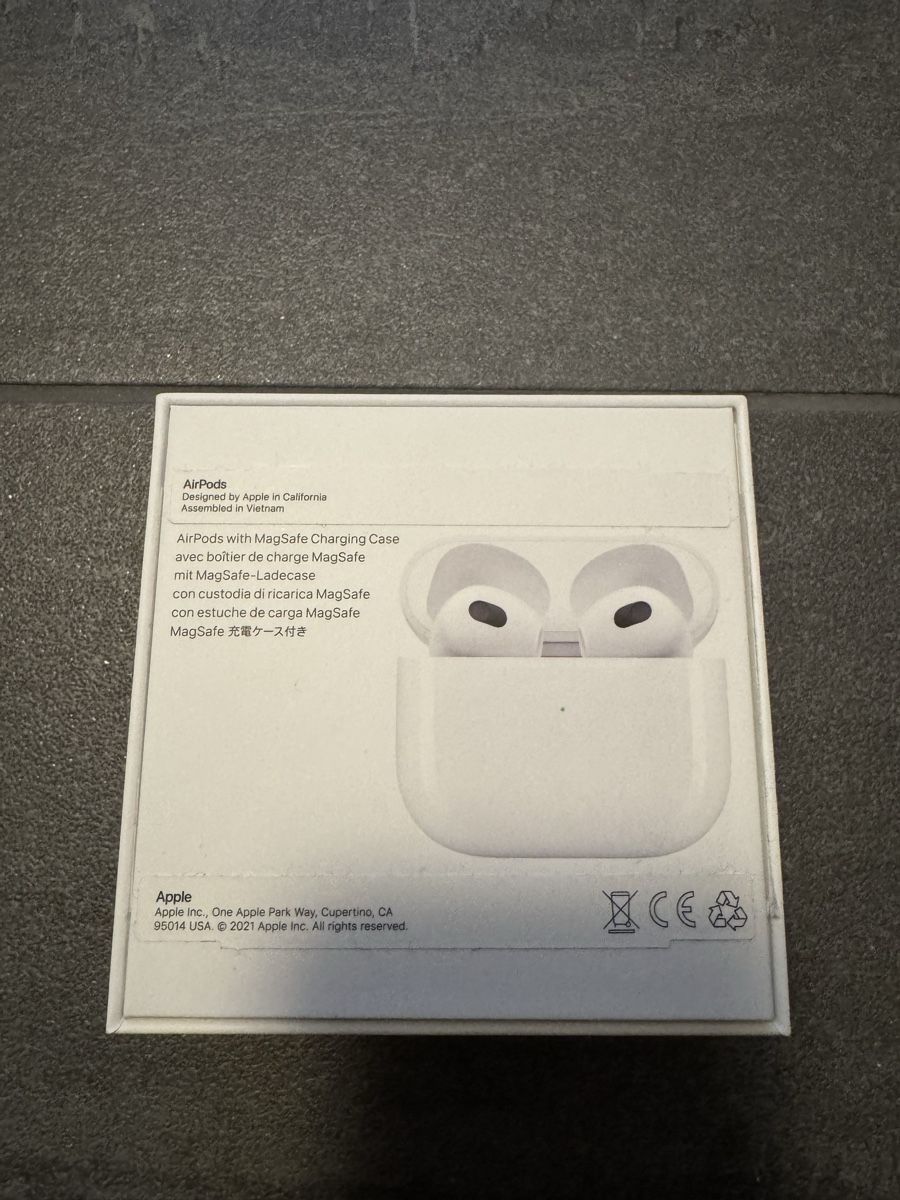 Apple Cuffie: Apple AirPods 3rd Gen – Usato da Jona venduto da jon_m9hx 1