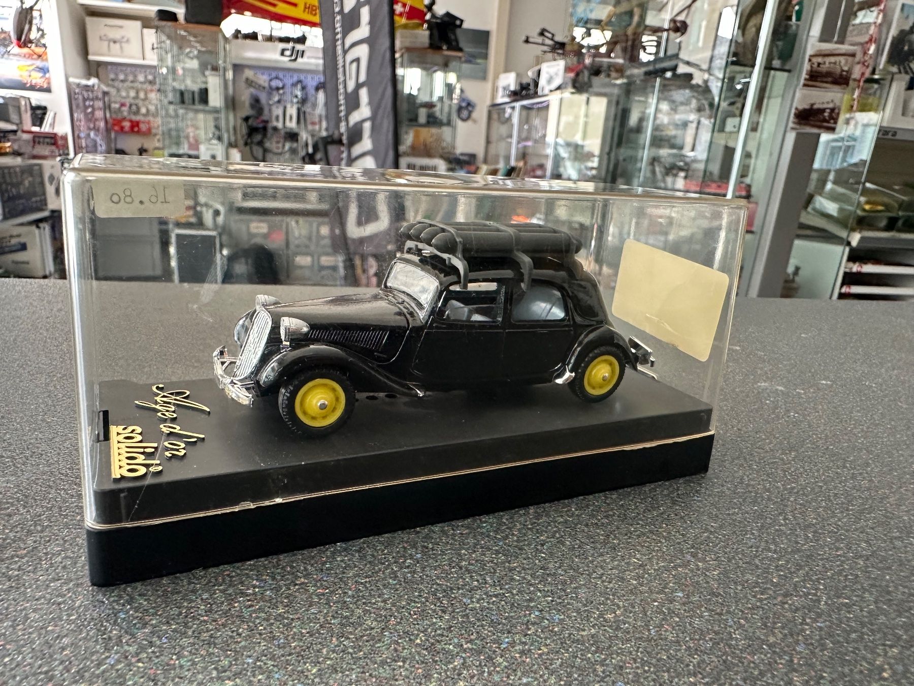 Solido Modellautos: Solido 1:43 Citroën Gaz 4115 – Gebraucht aus Chiasso von Carrara-Modellismo 3