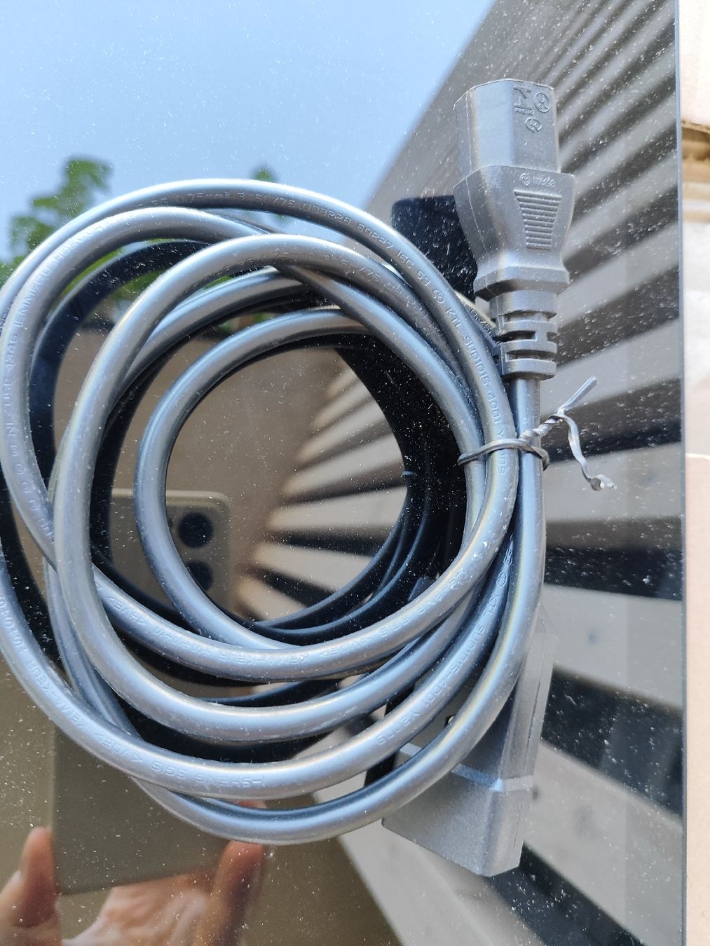 Cavi: Power Cord - Kettle Lead - EU Plug - C13 - Cable - 1m – Usato da Mülligen venduto da vagos85 1