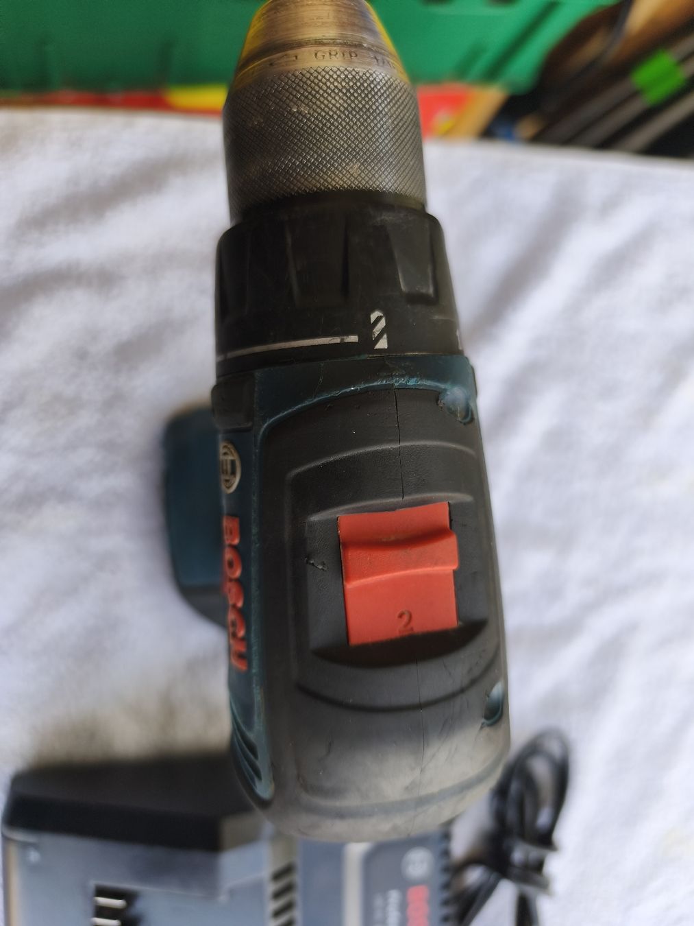 Bosch Tutti gli attrezzi: Bosch Akku Bohrmaschine Set – Usato da Recherswil venduto da Sruscha58 6