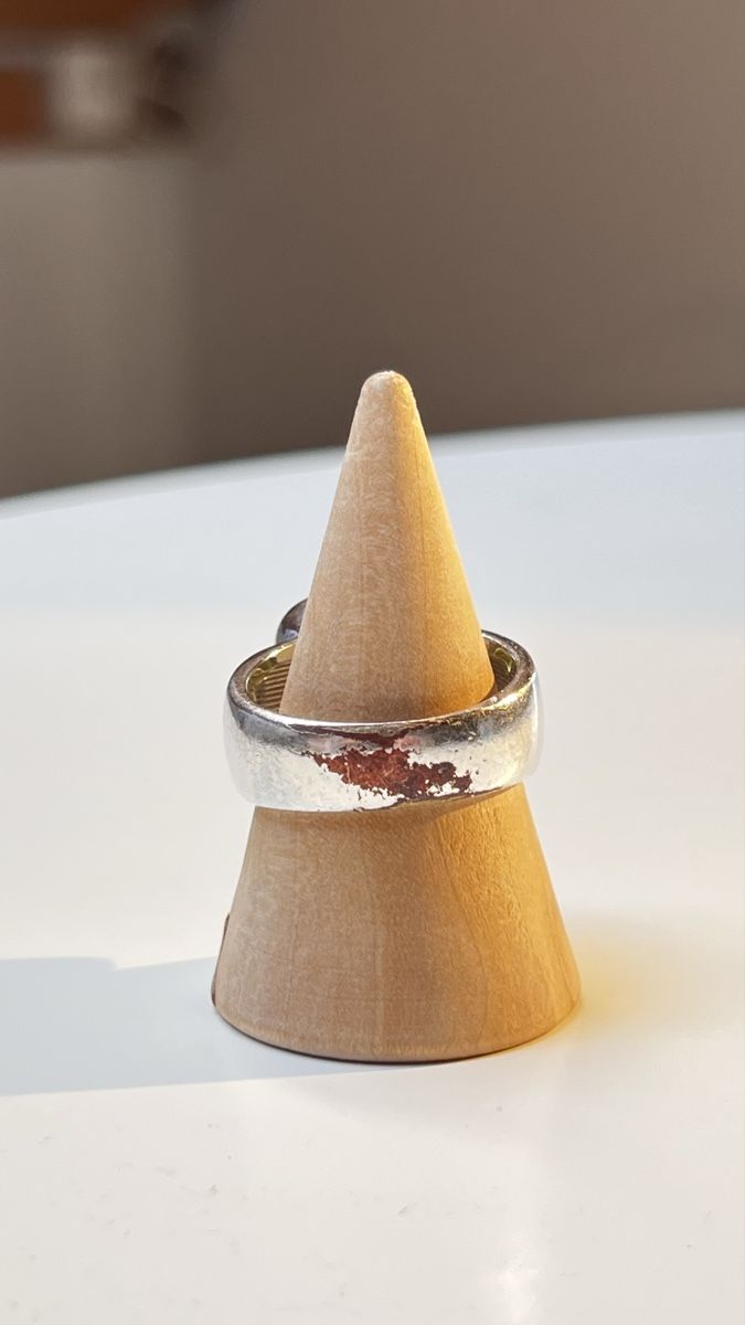 Ringe: Silberfarbener Ring mit gelbem Stein – Gebraucht aus Birr von lor-05 1