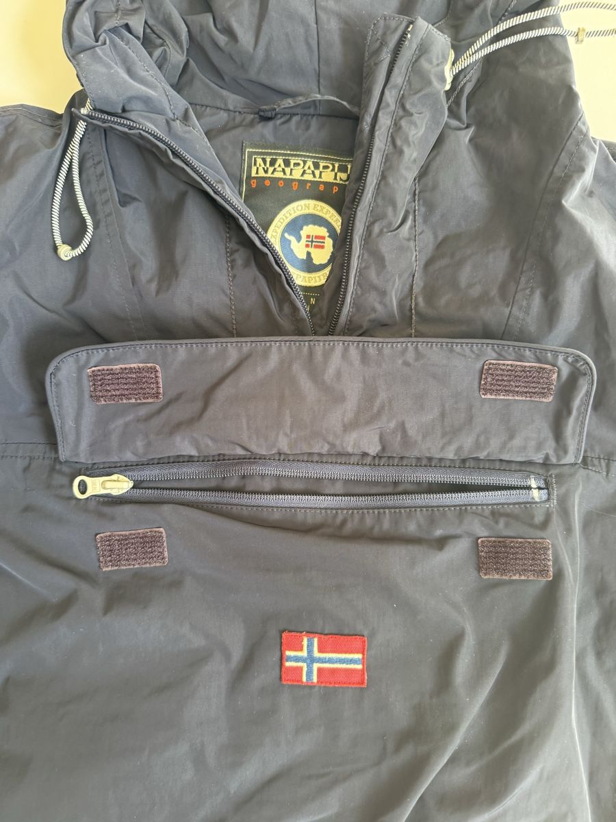 Napapijri Giacche: Napapijri Regenjacke – Usato da Zürich venduto da rachi91 4
