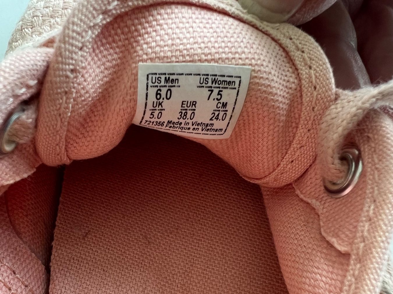 Vans Scarpe da donna: Vans – Usato da Luzern venduto da ansalato 1