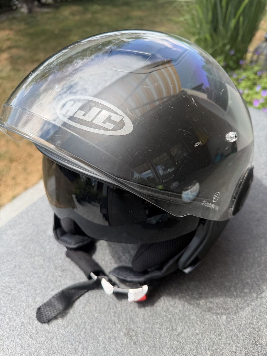 HJC Caschi & visiere: Motorradhelm HJC Jet Grösse XL – Usato da Wil SG venduto da Sergione