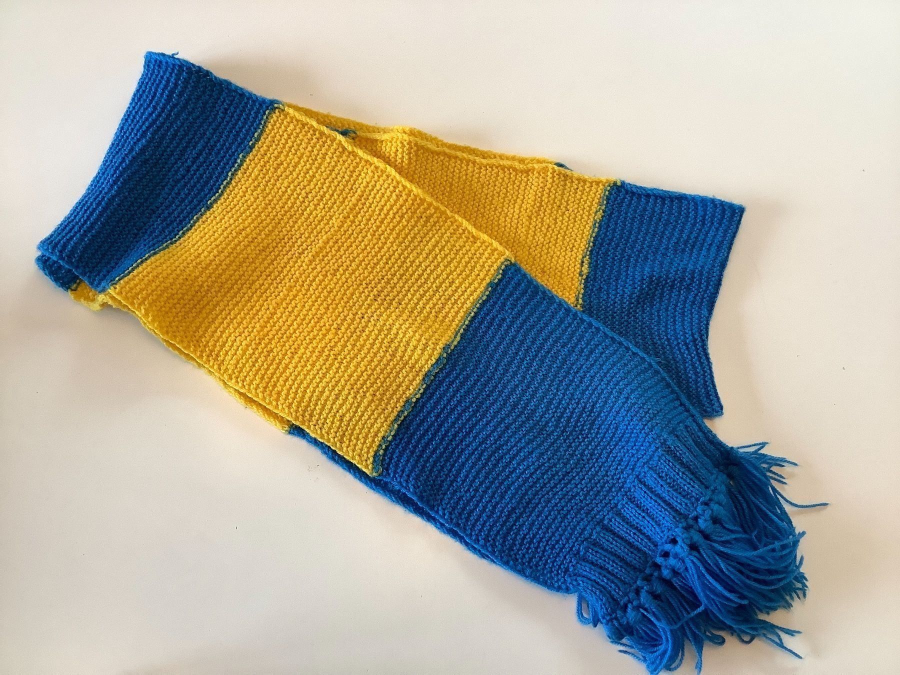 Foulard & Sciarpe: HC Davos Fanschal – Usato da Triesen venduto da boston7