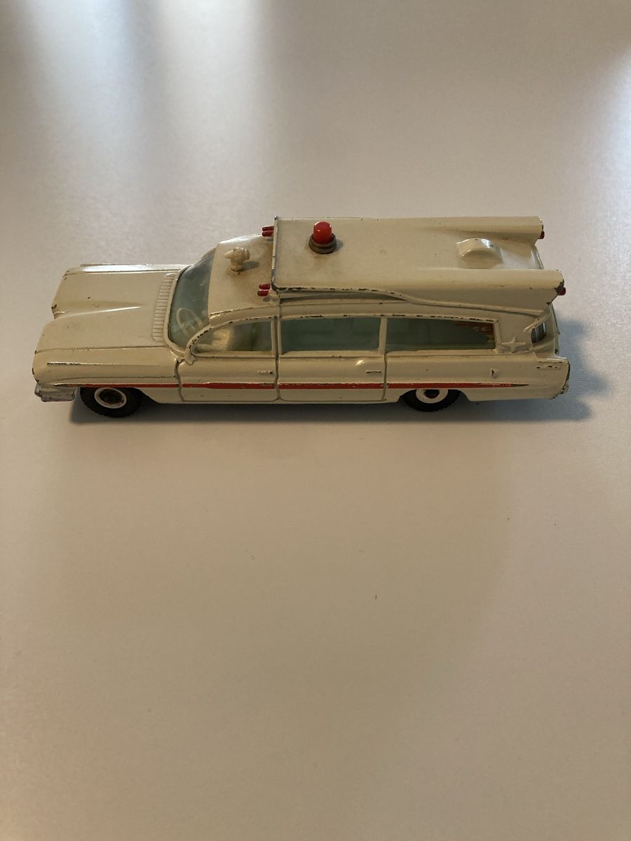 Dinky Toys Modellini d'auto: Voiture – Usato da Poliez-Pittet venduto da dav_h8tl